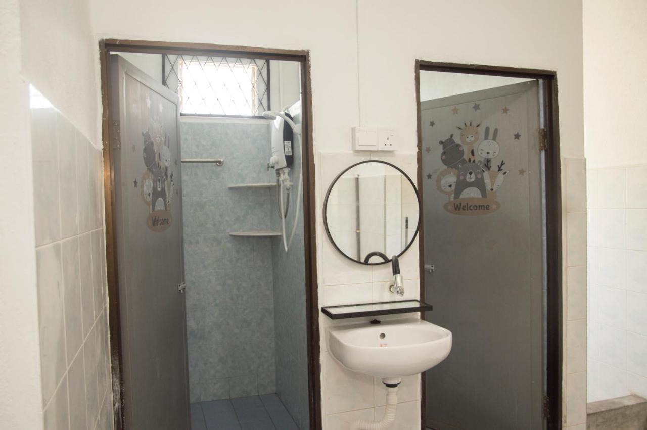 Wy Impian Homestay ブキッ・ムルタジャム エクステリア 写真